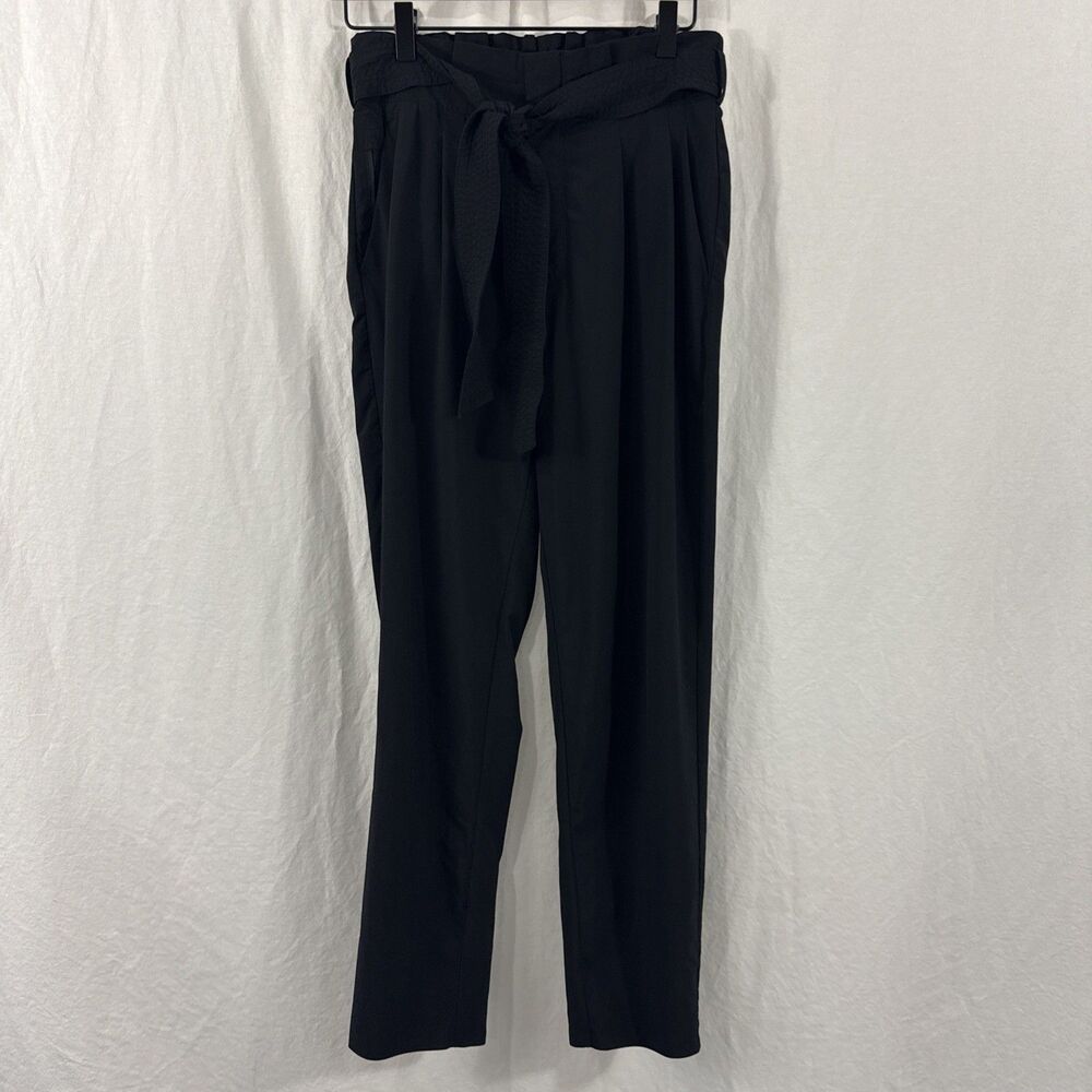 Athleta Skyline Pant ll Belted Paperbag Minimalist Athleisure Career Womens Sz 4